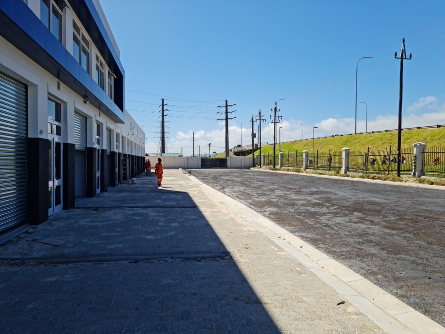 To Let Commercial Property for Rent in Asla Park Western Cape